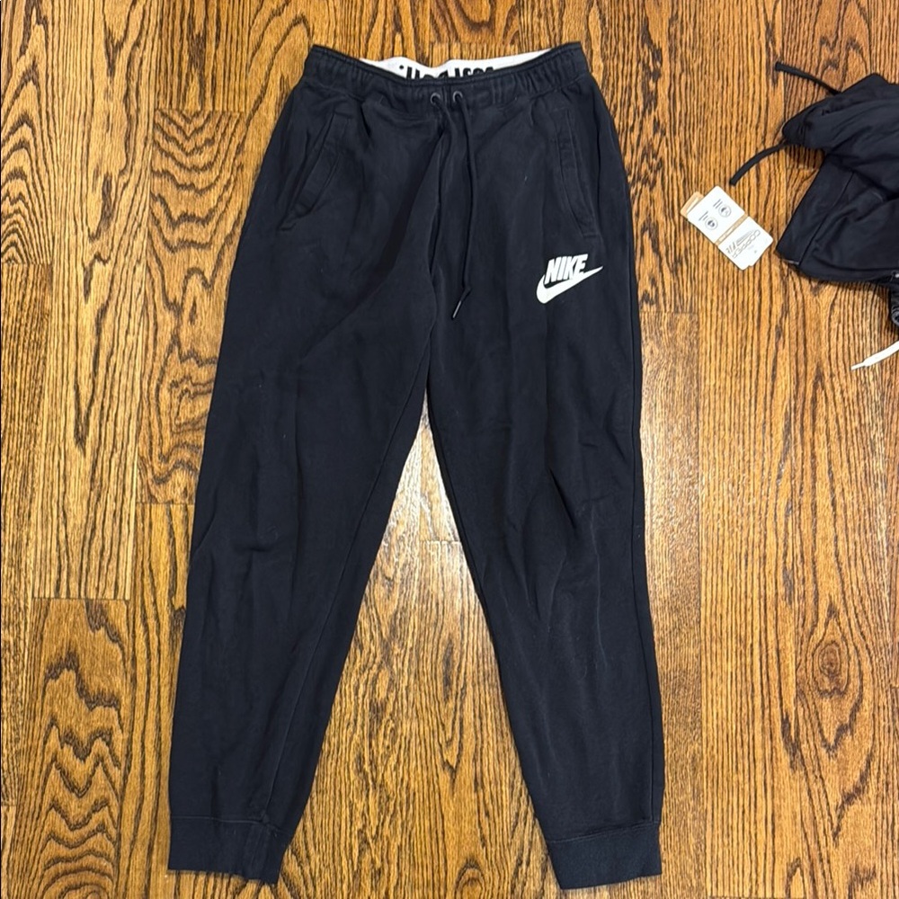 Nike Joggers